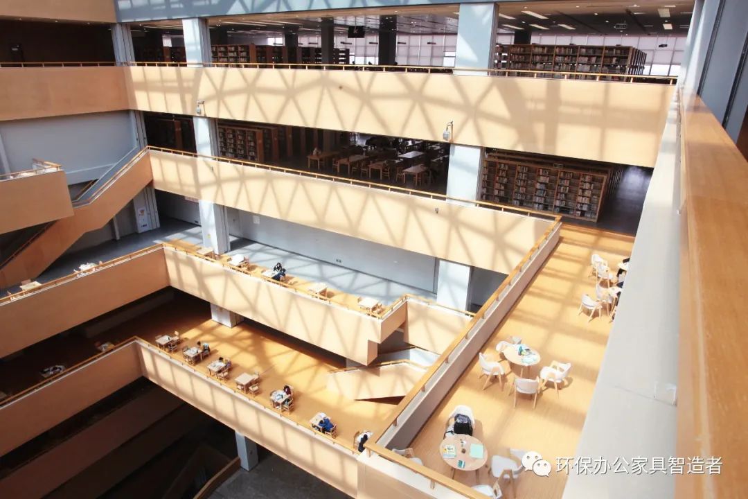 圖書館家具
